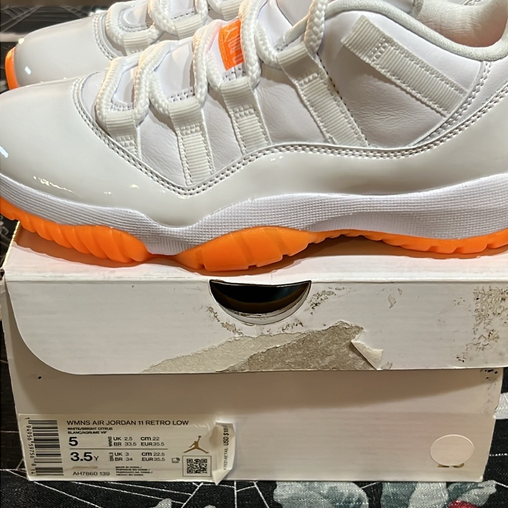 DS 2021 NIKE AIR JORDAN 11 XI RETRO LOW WHITE/BRIGHT CITRUS WOMENS SZ 5 3.5Y NWT - Picture 11 of 12